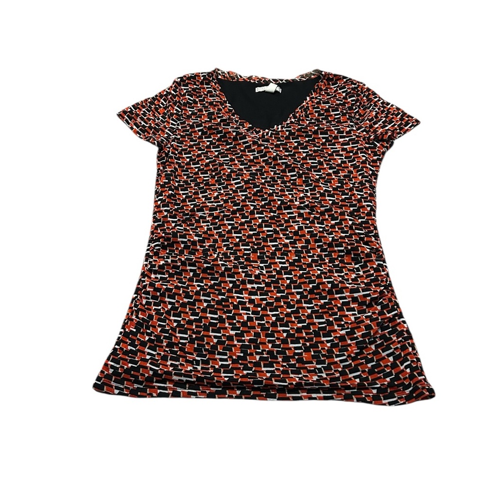 Dana BUCHMAN red and black blouse
